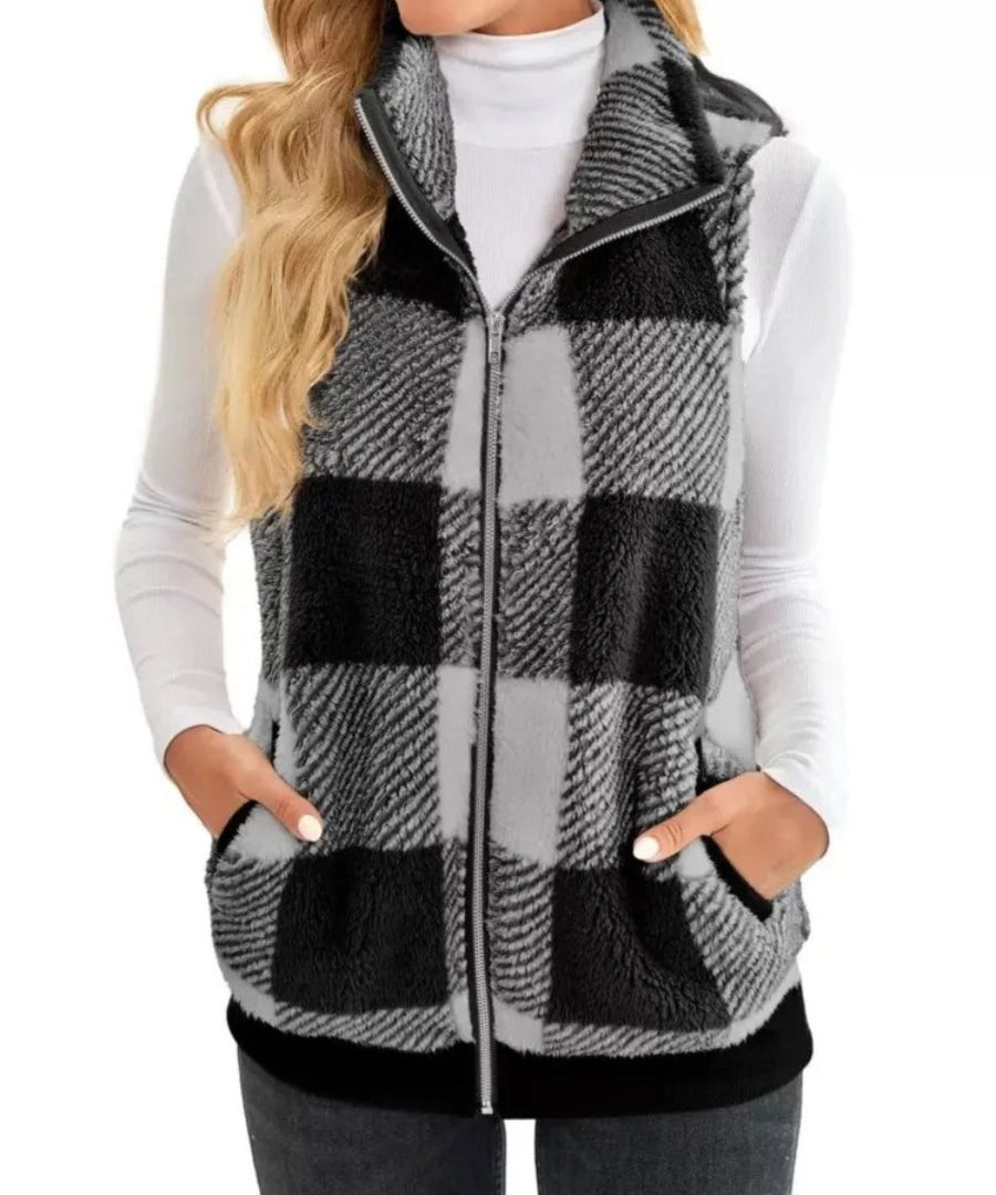 Ella - Ruitjes Sherpa Bodywarmer Dames - Getailleerd - Herfst Winter - ShanovaShanova